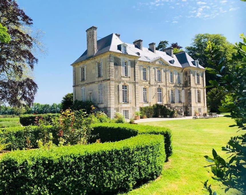 Charming 18Th Century Chateau, Near Bayeux In Calvados, Normandie Livry  Exteriör bild