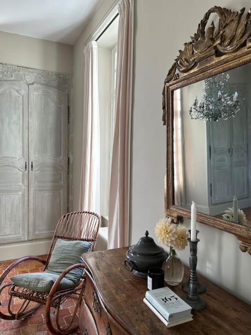 Charming 18Th Century Chateau, Near Bayeux In Calvados, Normandie Livry  Exteriör bild
