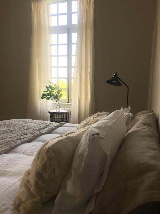 Charming 18Th Century Chateau, Near Bayeux In Calvados, Normandie Livry  Exteriör bild